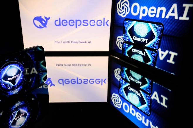This illustration photograph shows screens displaying the logo of DeepSeek, a Chinese AI company that develops open-source large language models, and the logo of OpenAI's artificial intelligence chatbot ChatGPT on Jan. 29. [AP/YONHAP]