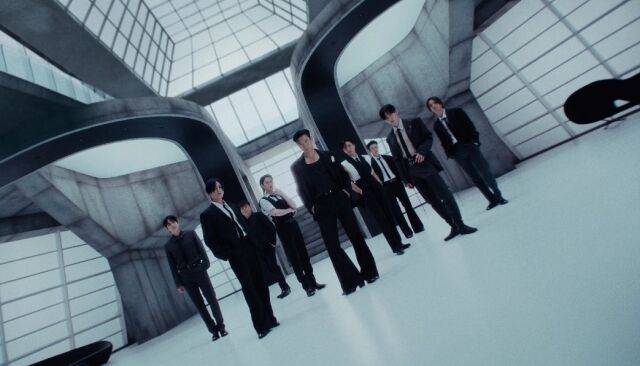 그룹 슈퍼주니어 '익스프레스 모드' 뮤직비디오 캡처/SM엔터테인먼트