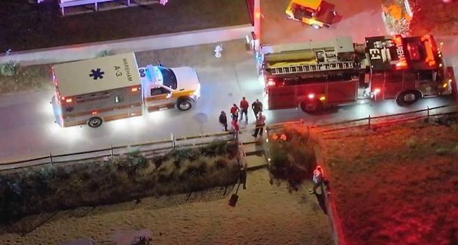 [서울=뉴시스] 미국 메사추세츠주에서 70세 남성이 폭죽놀이 도중 얼굴에 불꽃이 튀는 사고를 당해 현장에서 사망하는 사고가 발생했다. (사진=ABC뉴스 갈무리) 2025.07.07 *재판매 및 DB 금지