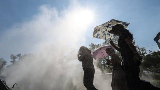 폭염이 내리쬐는 거리 [사진 = 연합뉴스]