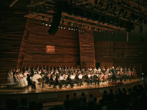 ◇2025 평창대관령음악제가 오는 23이 대관령야외공연장에서 개막한다. 올해 음악제는 ‘인터하모니(Inter Harmony)’를 주제로 8월 2일까지 이어진다. 사진은 지난해 개막공연 당시. 평창대관령음악제 제공