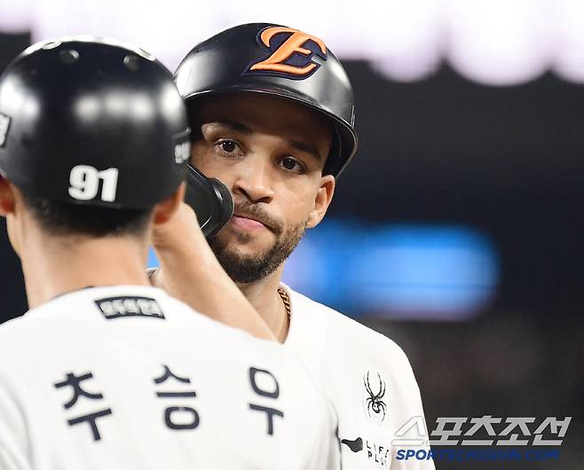 8일 대전 한화생명 볼파크에서 열린 한화와 KIA의 경기. 5회 1타점 적시타 날린 한화 리베라토. 대전=송정헌 기자songs@sportschosun.com/2025.07.08/