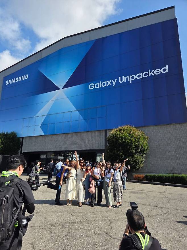 9일(현지시간) 뉴욕 브루클린에 위치한 삼성전자 갤럭시 언팩 행사장 앞 전경. ⓒ임채현 기자