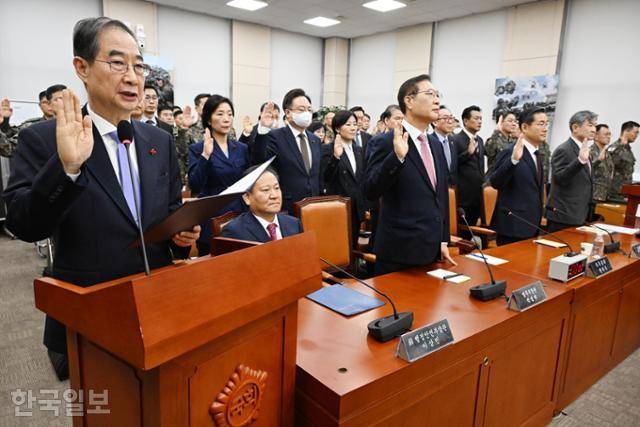 한덕수(왼쪽부터) 전 국무총리, 이상민 전 행정안전부 장관, 박성재 전 법무부 장관이 올해 1월 22일 국회에서 열린 윤석열 정부 비상계엄 선포를 통한 내란 혐의 진상규명 국정조사특별위원회 제5차 전체회의 1차 청문회에 참석해 있다. 고영권 기자