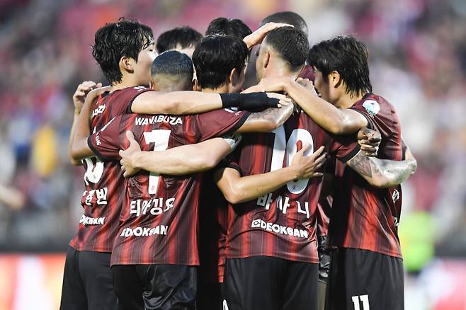 부천 선수단. 부천 제공