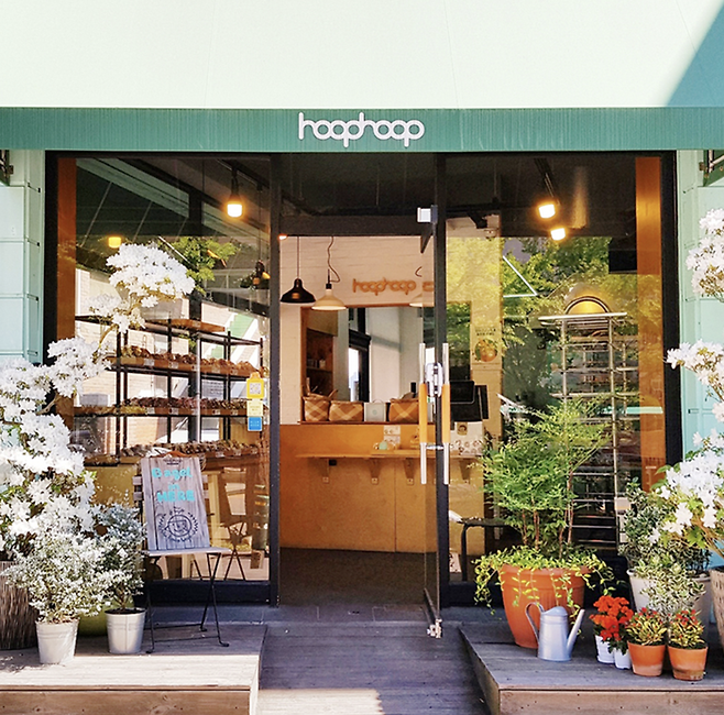 서울 마포구 홍대 훕훕베이글 매장 전경 [사진 = 쿠팡]