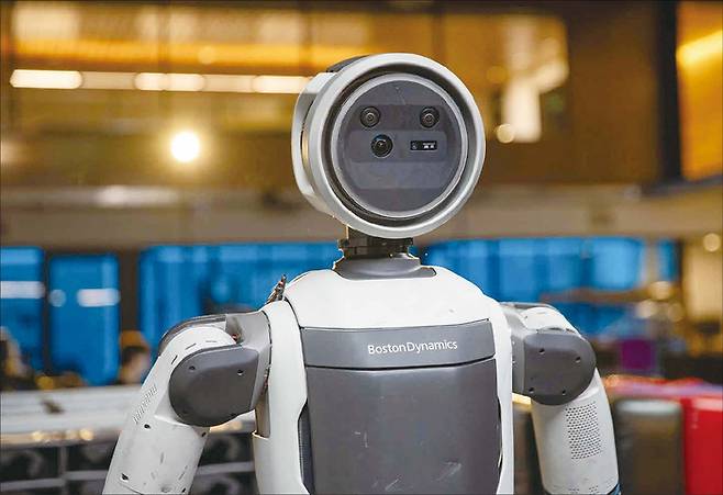 보스턴다이내믹스는 2세대 휴머노이드 로봇 ‘아틀라스’를 공개하며 화제를 모았다. (보스턴다이내믹스 제공)