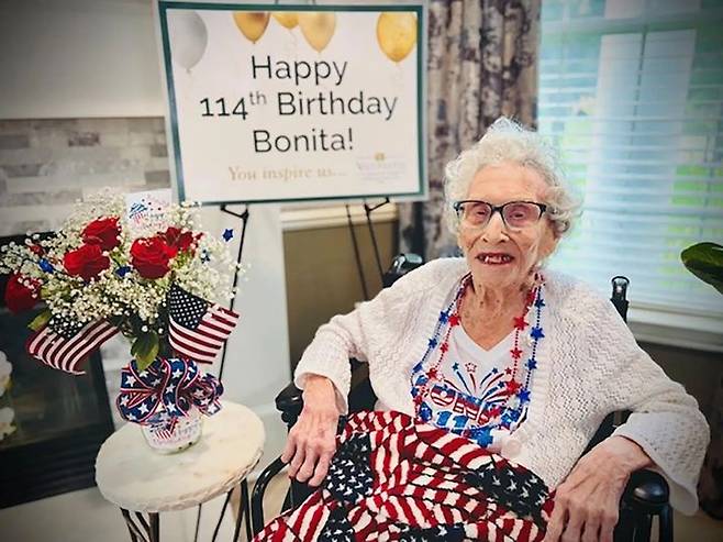 [서울=뉴시스] 114세 생일을 맞이한 미국 여성 보니타 깁슨의 장수 비결이 공개됐다. (사진 = 피플 캡처) 2025.07.08. *재판매 및 DB 금지