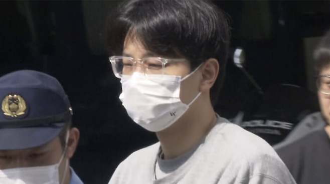 토익 응시자 800여명을 위해 부정행위를 하다가 적발된 중국 국적의 남성 왕리쿤(27) 씨. 출처=엑스