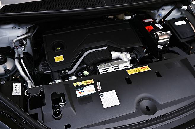 푸조 올 뉴 3008 스마트 하이브리드. 사진: 김학수 기자