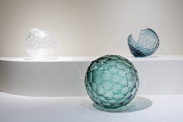 박성훈 작 SEED VOID_#17 / 김해문화관광재단