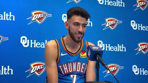 오클라호마시티의 스타이자 2025년 NBA 챔피언 쳇 홈그렌이 완전보장 5년 맥스 루키 연장계약에 합의했다