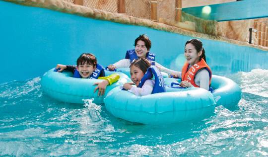 행정안전부가 '여름철 찾기 좋은 온천 10선'으로 선정한 예산군 '스플라스 온천 워터파크'. 누리집 갈무리