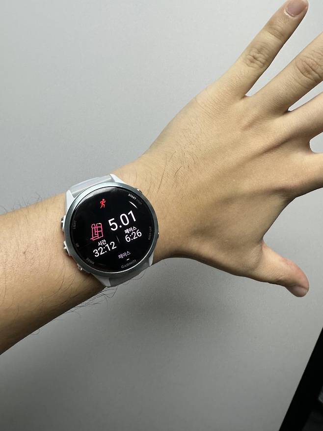 0490f719b58368f520b5c6b011f11a39879ac28220d14e7aba