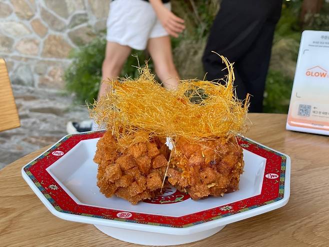 Chang Chang's Menbosha Sugar Glaze at Glow Seongsu (Hong Yoo/The Korea Herald)