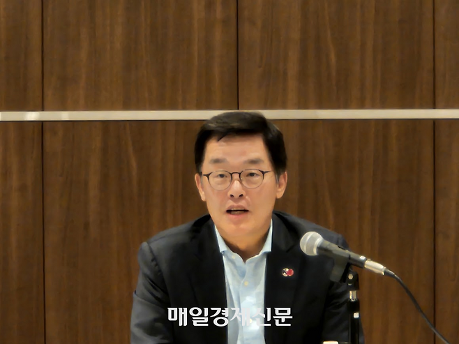 10일 도쿄 미나토구 주일본 대한민국대사관에서 이임 기자간담회를 하고 있는 박철희 주일 대사. [도쿄 이승훈 특파원]