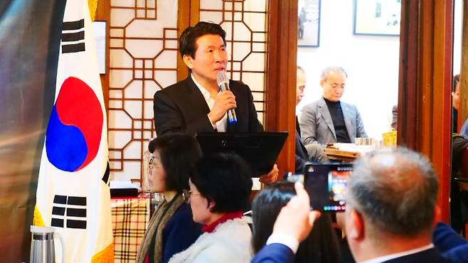 2024년 3월 13일 윤석열 대통령실 황상무 당시 시민사회수석 주관으로 열린 보수 시민단체 인사들과 연 정책간담회. 황상무 수석이 발언 중이다. 모습. 출처 : 대한민국제대군인자유노동조합 블로그