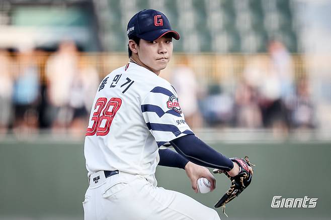롯데 홍민기. 롯데 자이언츠 제공