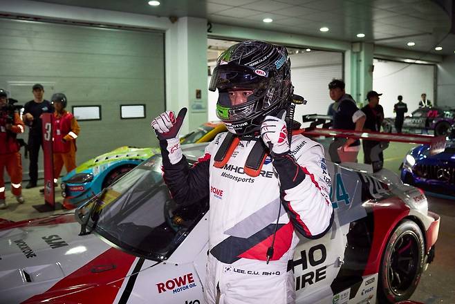 슈퍼레이스 3라운드에서 우승한 이창욱 [슈퍼레이스 제공. 재판매 및 DB 금지]