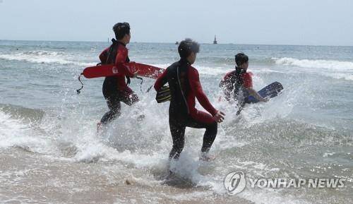 수상구조대 [연합뉴스 자료사진]