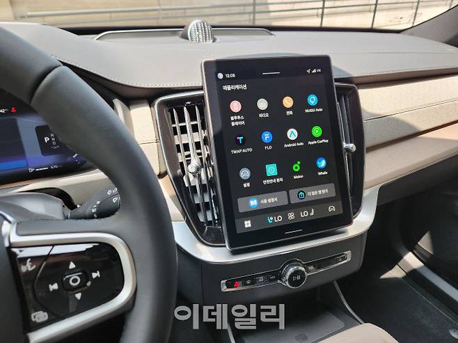 볼보 신형 XC90 센터 디스플레이 (사진=이배운 기자)