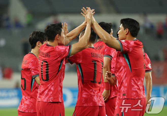 대한축구협회가 동아시안컵 현장을 찾은 팬들에게 감사 이벤트를 진행한다. /뉴스1 ⓒ News1 김영운 기자