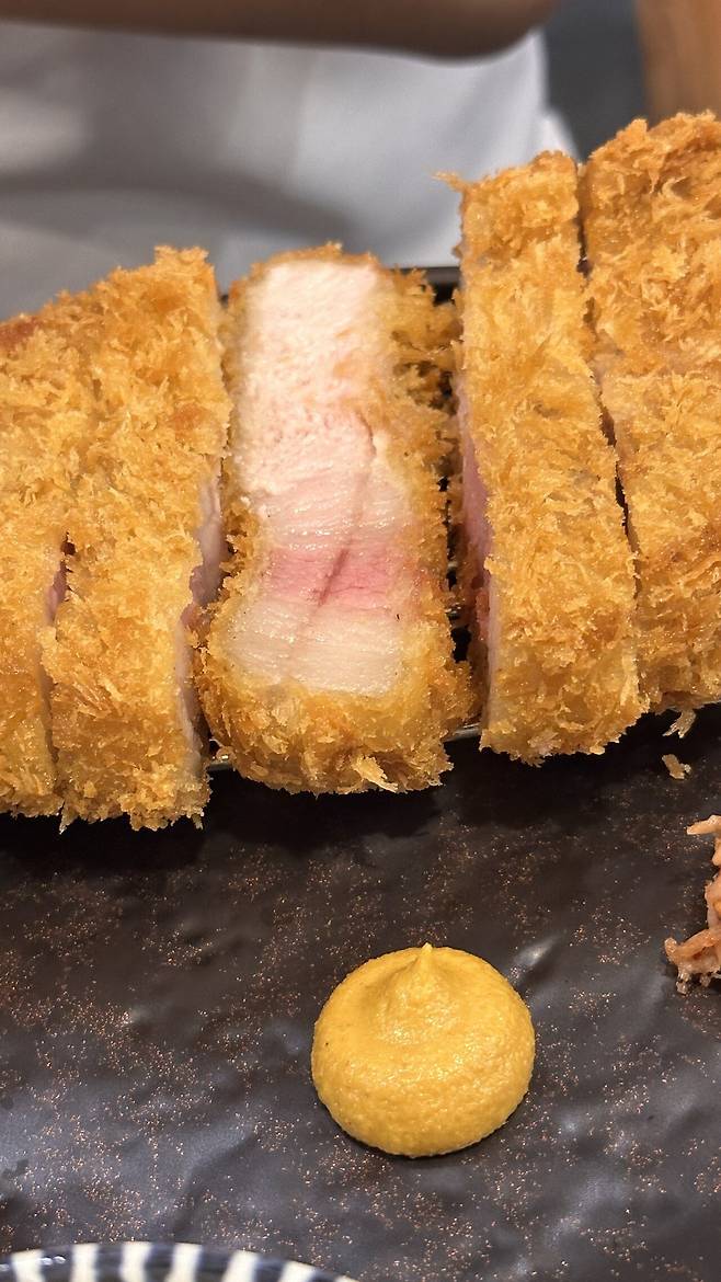 IMG_6810.jpeg 서울역 쪽 오늘 오픈한 돈까스집