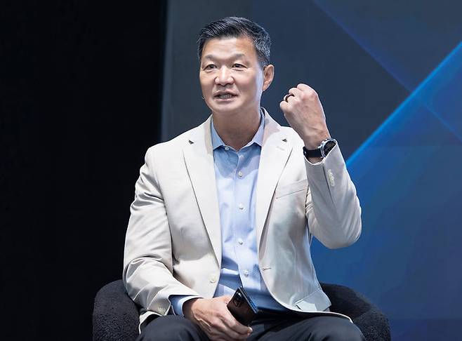 [뉴욕=뉴시스] 박헌수 삼성전자 모바일경험(MX)사업부 디지털헬스팀장이 10일(현지 시간)미국 뉴욕 브루클린에서 열린 '갤럭시 테크 포럼'에서 발언하고 있다. (사진=삼성전자 제공)  *재판매 및 DB 금지