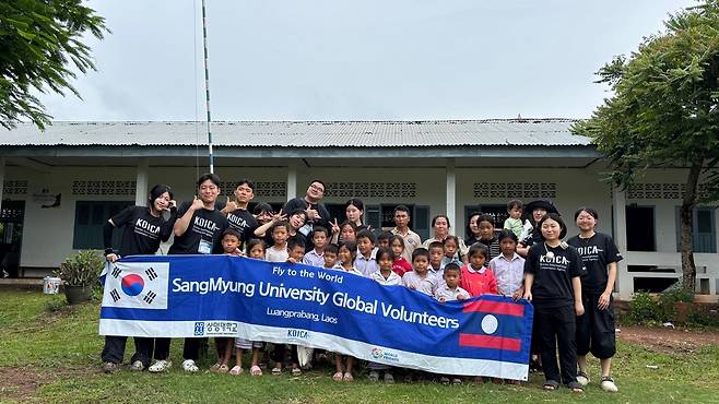 기념촬영 모습 [상명대 제공. 재판매 및 DB 금지]