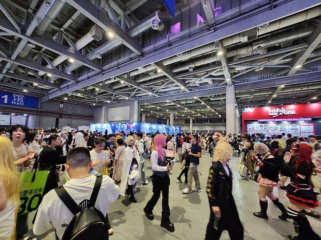 - 수 십만 인파로 가득한 빌리빌리 월드 2025&nbsp;