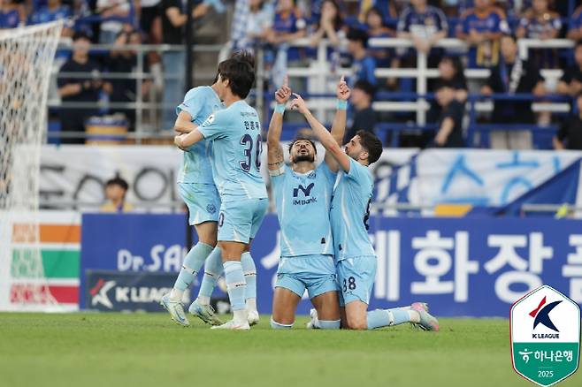 Photo courtesy of Korea Professional Football Federation
