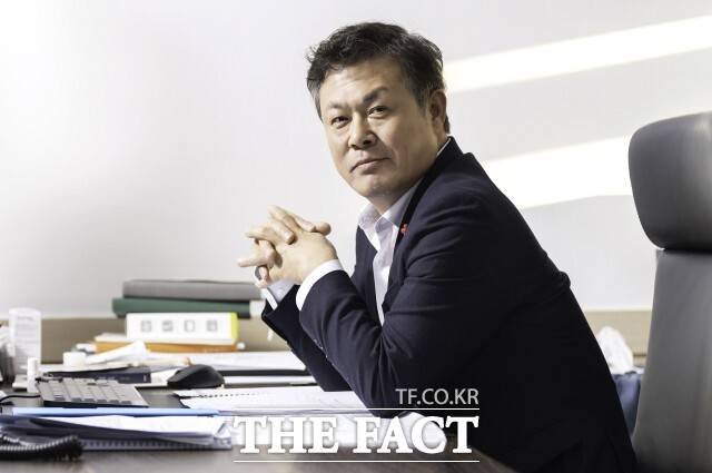 정읍시가 시민의 전 생애주기를 아우르는 촘촘하고 선제적인 건강 정책을 펼치며 '시민 중심, 으뜸 정읍'의 비전을 구체적인 현실로 만들어가고 있어 주목을 받고 있다. / 정읍시