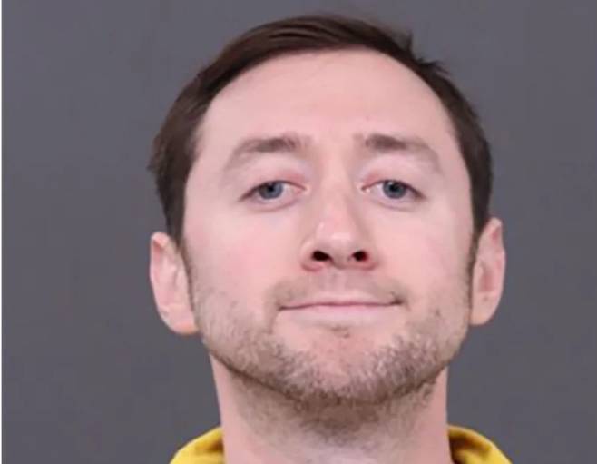 12일 뉴시스와 사우스차이나모닝포스트(SCMP) 등에 따르면 아버지를 총으로 쏴 죽인 뒤 참수한 영상을 온라인에 게시한 미국의 한 남성이 결국 종신형을 선고받았다./사진=사우스차이나모닝포스트(SCMP)