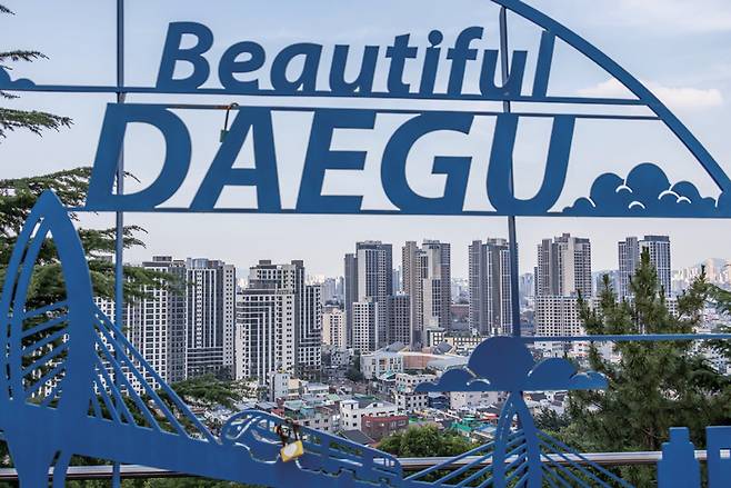 대구의 상징인 83타워에서 바라본 아파트 단지 전경 ⓒ시사저널 최준필