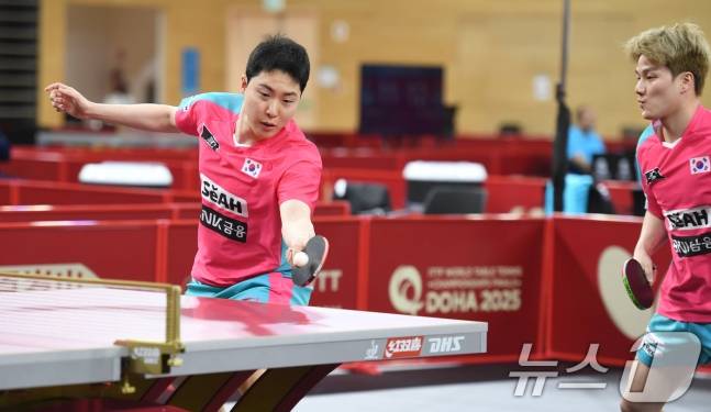 임종훈(왼쪽)과 안재현. /사진=뉴스1