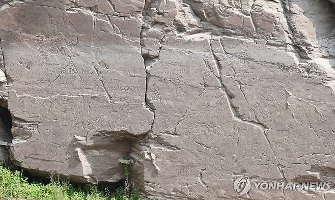 세계유산 등재 앞둔 울주 대곡리 반구대 암각화 (울산=연합뉴스) 김용태 기자 = 울산 울주군 언양읍에 위치한 국보 '울주 대곡리 반구대 암각화'. 2025.7.3 yongtae@yna.co.kr