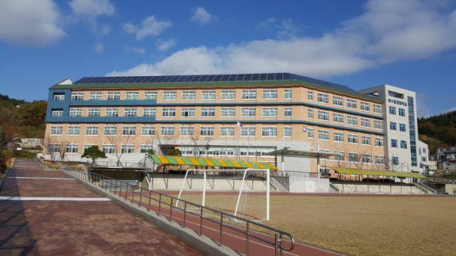 웅천지구 웅천중 전경. /여수교육지원청 제공