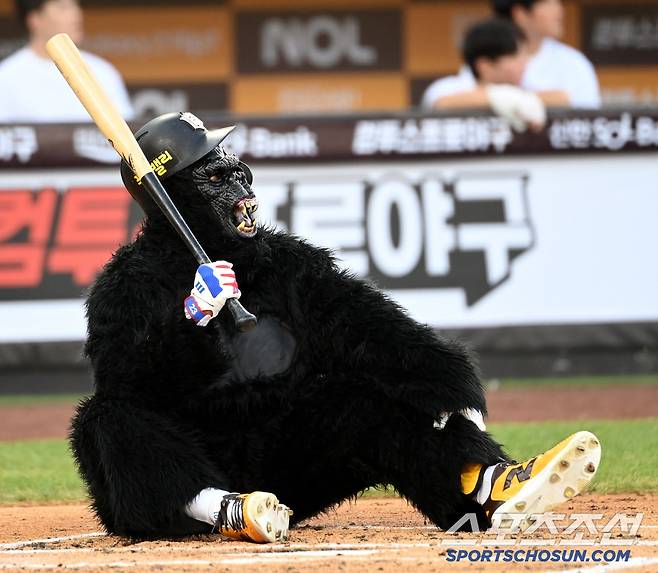 12일 대전 한화생명볼파크에서 열린 2025 KBO 올스타전, 안현민이 퍼포먼스를 선보이고 있다. 대전=허상욱 기자wook@sportschosun.com/2025.07.12/