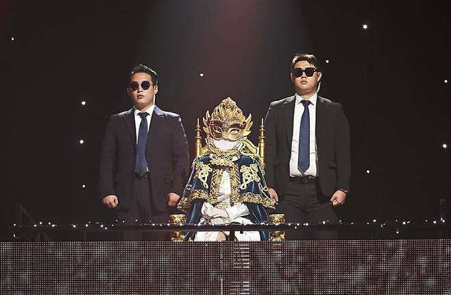 '복면가왕', 가왕 '앤틱 거울' 4연승 저지할 역대급 도전자들의 등장 MBC&nbsp;
