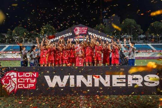 라이언 시티컵 우승을 차지한 여자 U-15 대표팀의 세레머니 장면. 사진[연합뉴스]