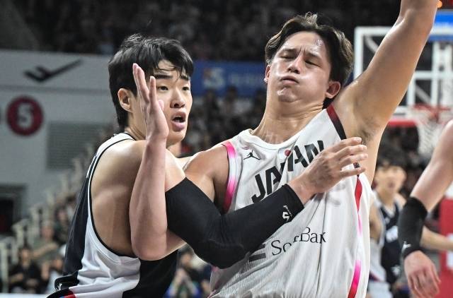 정성우는 “대학 선발 외 국가대표는 이번이 처음이다. 나의 역할은 경기 흐름과 상관없이 열심히 수비하는 것이다. 워낙 좋은 선수들이 많아서 수비에만 집중했다. 공격은 다른 선수들이 잘 풀어줬다”고 전했다. 사진=대한민국농구협회 제공