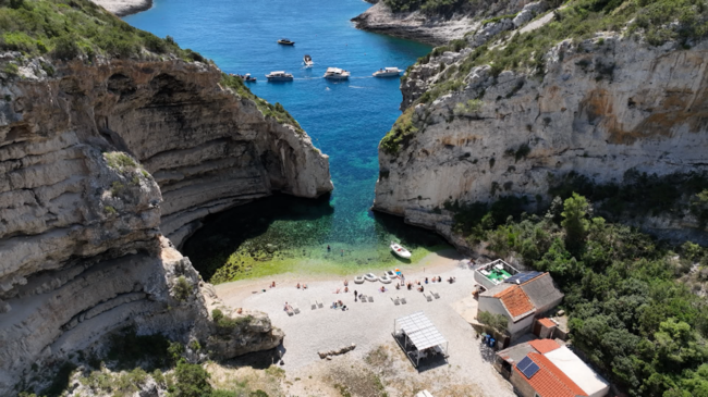 EBS ‘세계테마기행’ 제공