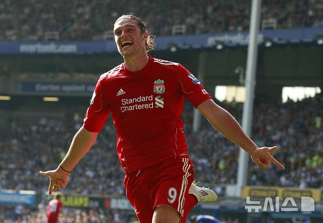 [리버풀=AP/뉴시스]리버풀 시절 앤디 캐롤. 2011.10.01.