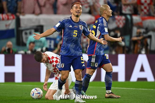 지난 2022 국제축구연맹(FIFA) 카타르 월드컵 16강 크로아티아전에 출전했던 나가토모 유토. /AFPBBNews=뉴스1