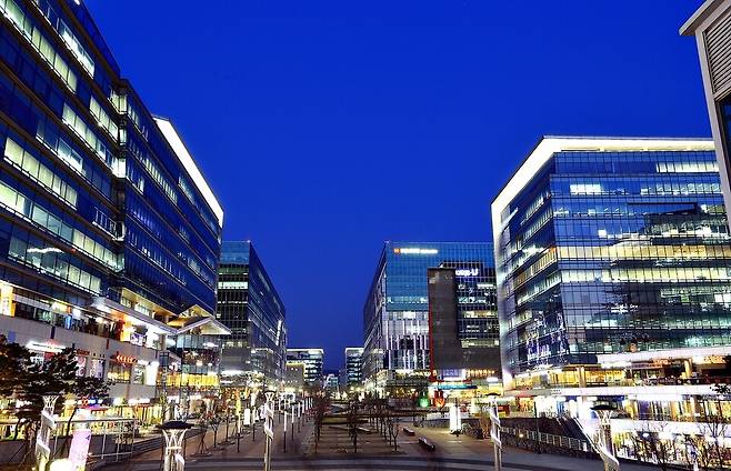 ▲&nbsp;판교 테크노밸리 야경. /사진제공=경기도경제과학진흥원