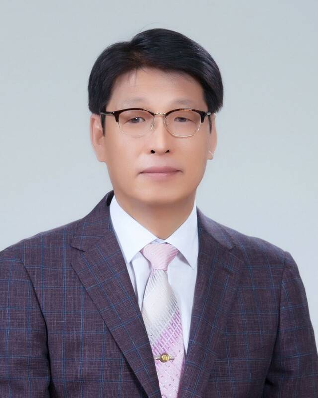 박영식 대구군위인재양성원 진학컨설턴트, 전 전국진학지도협의회 대표