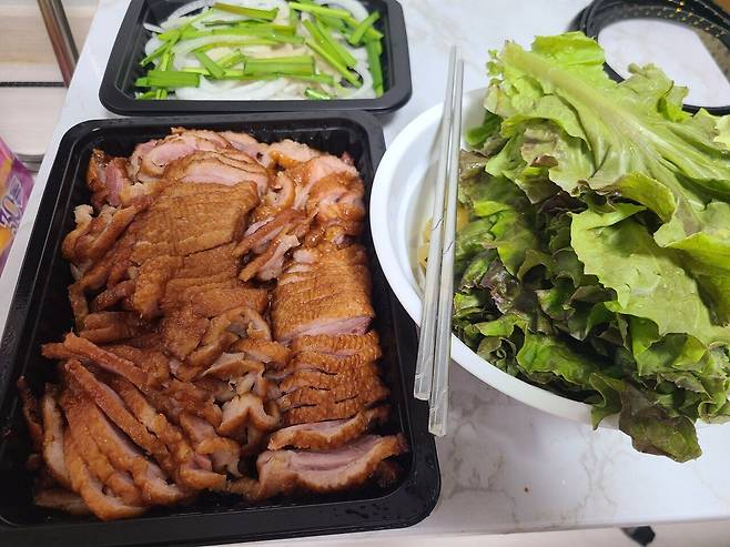 KakaoTalk_20250714_011712758.jpg 치킨 한마리 2만원?  오리바베큐 한마리가 13500원