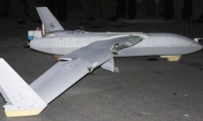 지난해 10월 북한이 평양에서 한국군이 운용하는 드론과 동일 기종의 무인기 잔해를 발견했다고 주장하며 관련 사진을 공개했다. 북한 국방성 대변인은 지난해 10월19일 조선중앙통신을 통해 “한국 군부 깡패들의 중대 주권침해 도발 사건이 결정적 물증의 확보와 그에 대한 객관적이며 과학적인 수사를 통해 명백히 확증되었다”고 발표했다. 조선중앙통신 연합뉴스