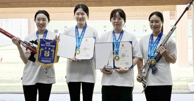 여자 일반부 50m 3자세 단체전 우승 화성특례시청 선수단. 화성시청 제공
