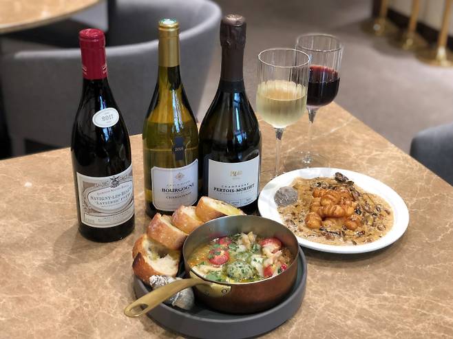 보틀러의 이색 메뉴들. /사진=다이어리알